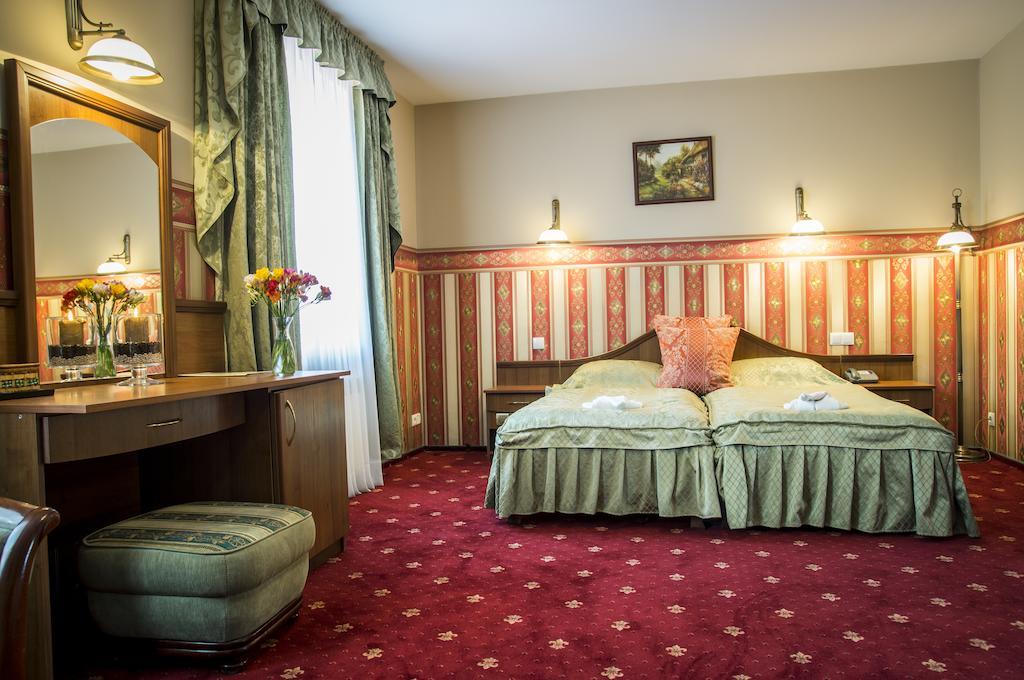 Hotel Mazurski Dworek Mikołajki Quarto foto